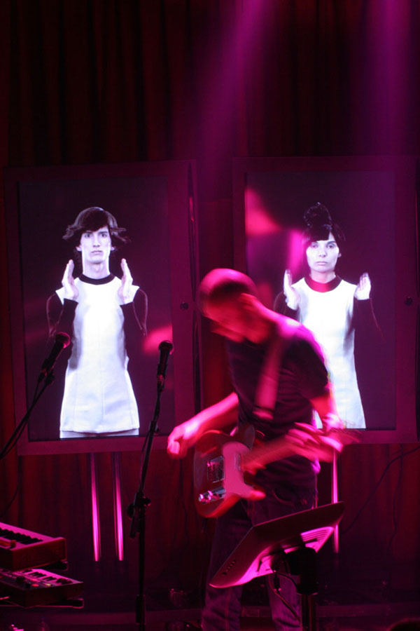 Imagen destacada de noticia: Regresa a Madrid  La Casa Azul [10 de Marzo - Sala Joy Eslava - 2008]